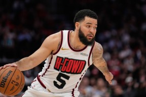 关于赛后休斯敦火箭备战德甲，调整名单细节曝光，悬念犹存，资深球员宣示担当的信息