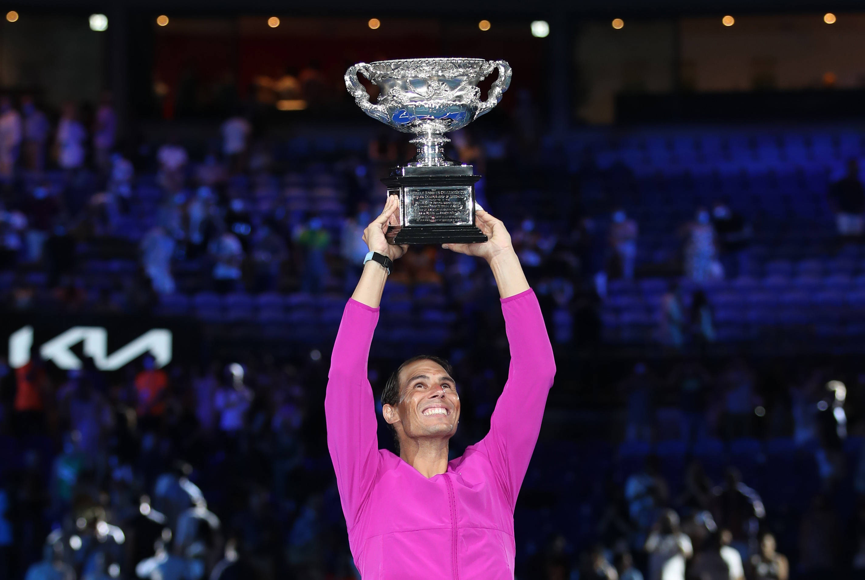 关于纳达尔连续十场比赛得分超过高光表现,老鹰挑战极限!的信息 关于纳达尔连续十场比赛得分超过高光表现,老鹰挑战极限!的信息